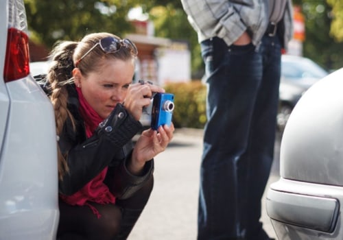 How do you handle a car accident step by step?