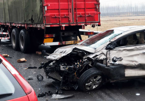 What is the average settlement for a 18 wheeler accident in texas?